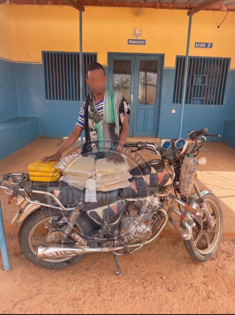 LUTTE CONTRE LA DROGUE: UN INDIVIDU ARRÊTÉ À RANEROU AVEC 11 KG DE CHANVRE INDIEN